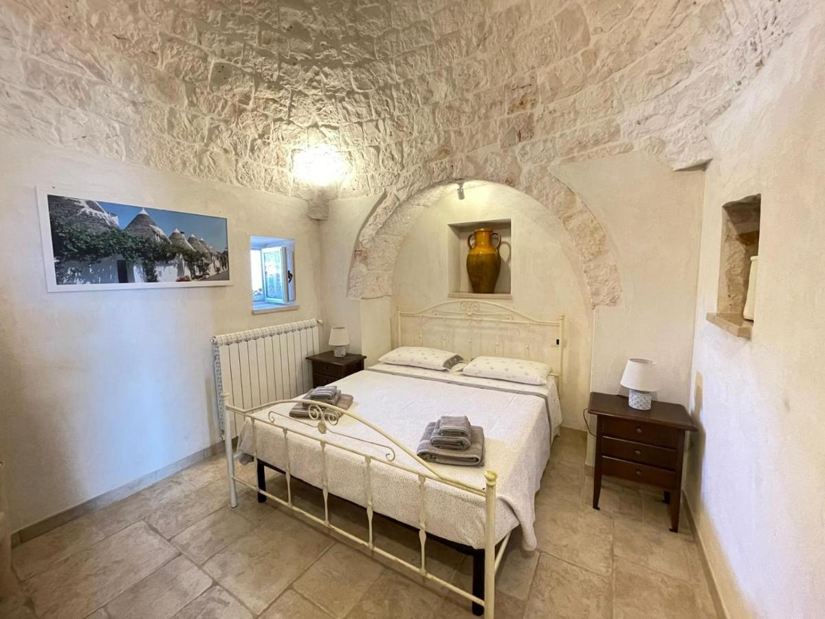 Trulli Demetra Villa Martina Franca Bagian luar foto